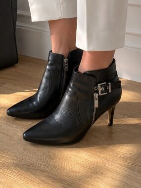 Marc Fisher Leather Black Ankle Booties Buckle Zip Heels 10M Corporate Preppy
